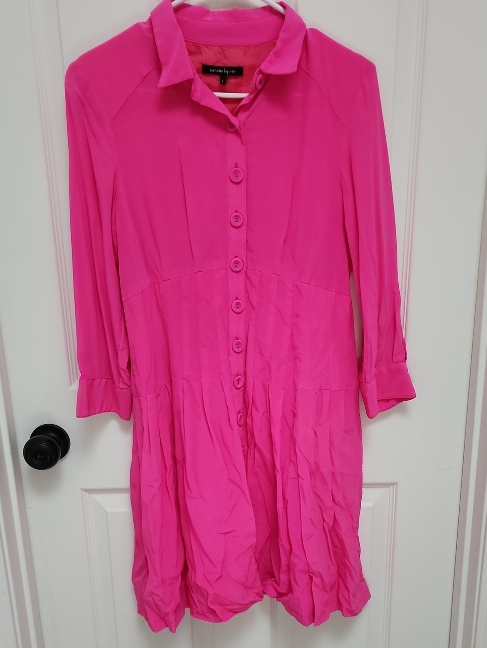 Nanette Lepore Size 6 Vibrant Hot Pink Button-Front Long-Sleeve‎ Dress